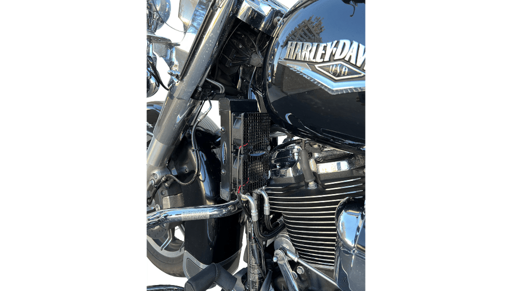 UltraCool Oil Cooler Kit Black 220 CFM Plug-and-Play Harley Touring FLTRX  17+